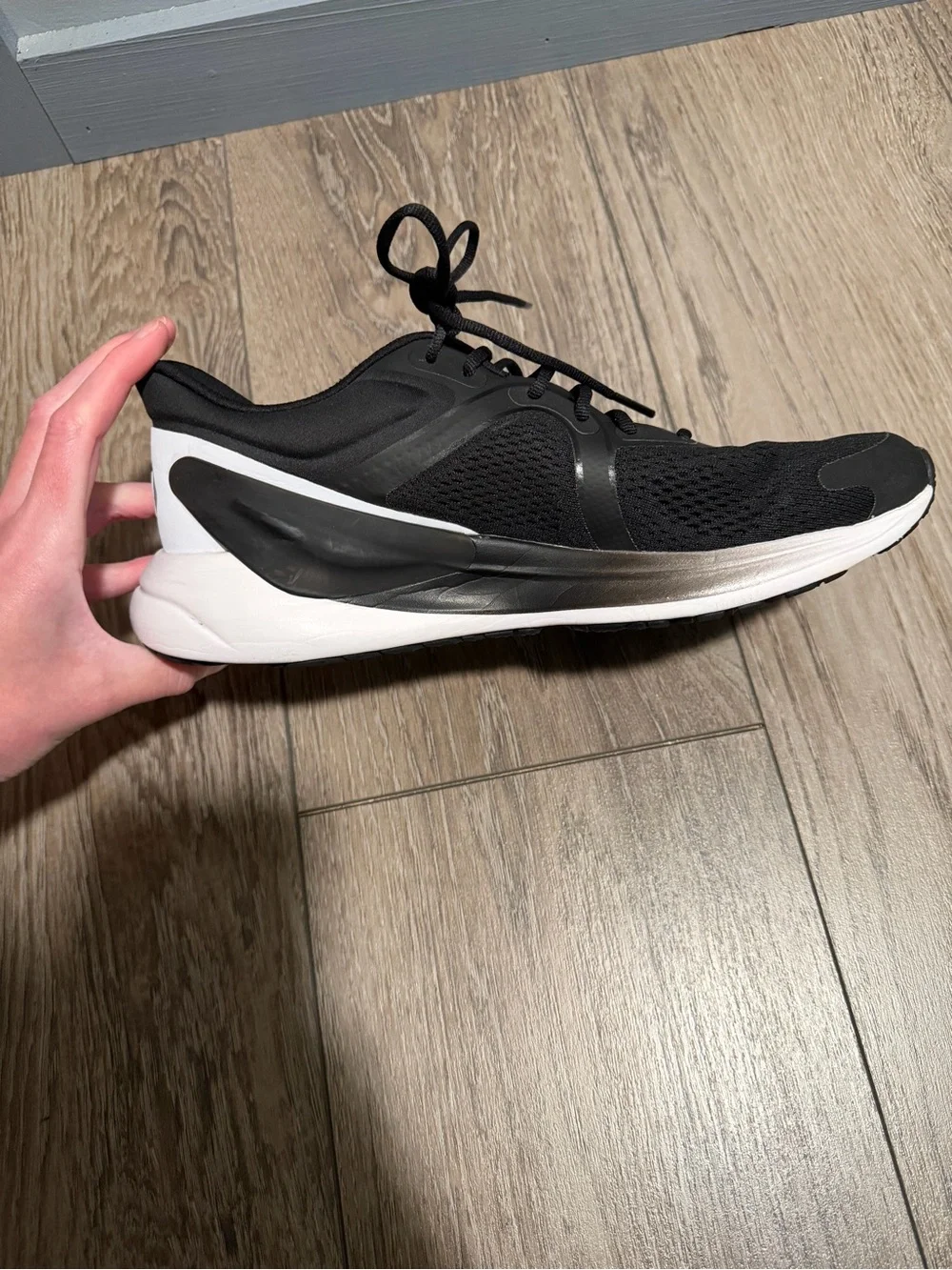 Lululemon Blissful Running Shoe size 11